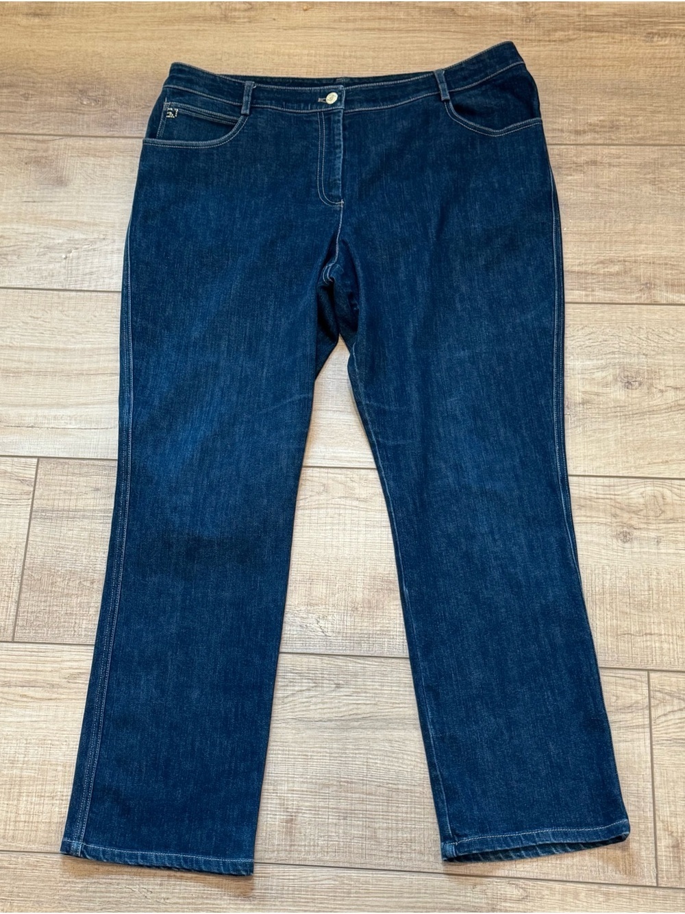 St. John Dark Wash Straight Leg Jeans Size 14 Designer Denim
